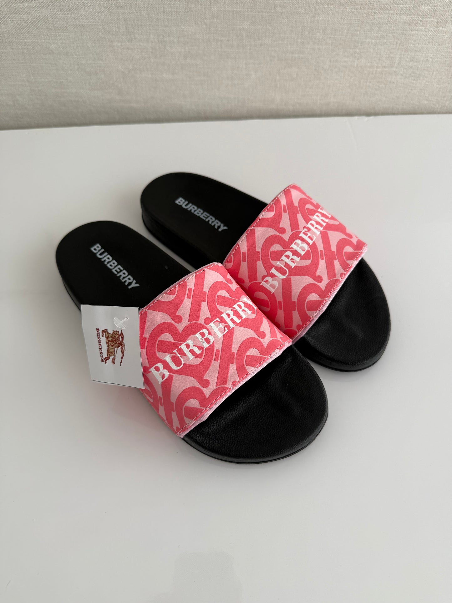 Sandalia fucsia